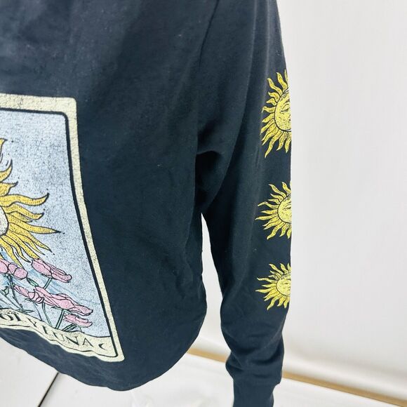 New Love Tribe Juniors Sz Small T-Shirt Sol Y La Luna Long Sleeve Black NWT - Picture 5 of 7